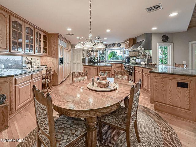 24525 Desert Avenue, Newhall, CA 91321