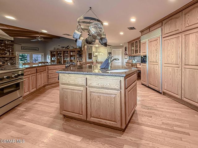 24525 Desert Avenue, Newhall, CA 91321