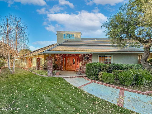 24525 Desert Avenue, Newhall, CA 91321