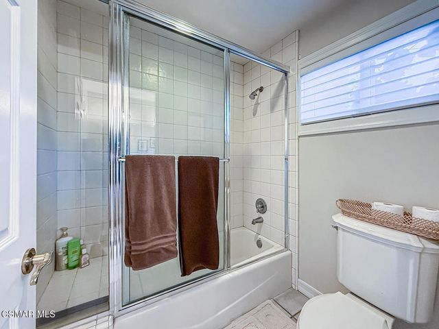 24525 Desert Avenue, Newhall, CA 91321