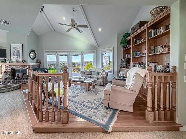 24525 Desert Avenue, Newhall, CA 91321