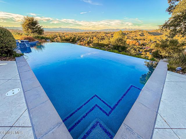 24525 Desert Avenue, Newhall, CA 91321