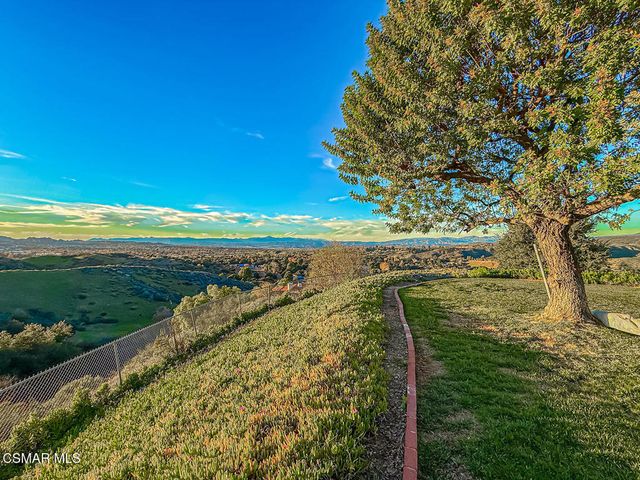 24525 Desert Avenue, Newhall, CA 91321