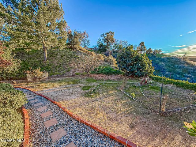 24525 Desert Avenue, Newhall, CA 91321