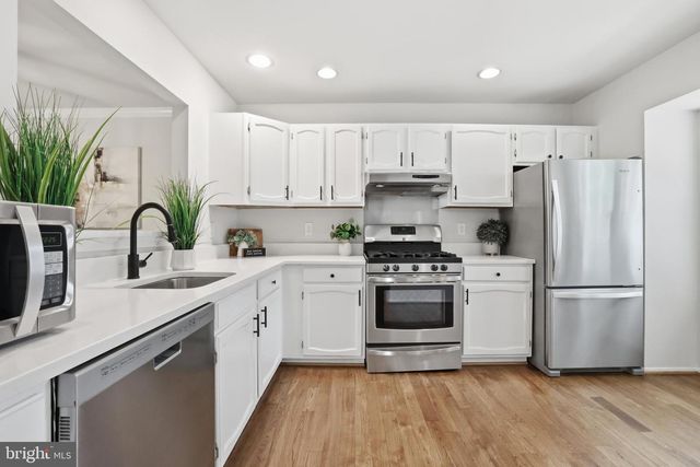 31 LONG GREEN CT, Silver Spring, MD 20906