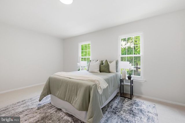 31 LONG GREEN CT, Silver Spring, MD 20906