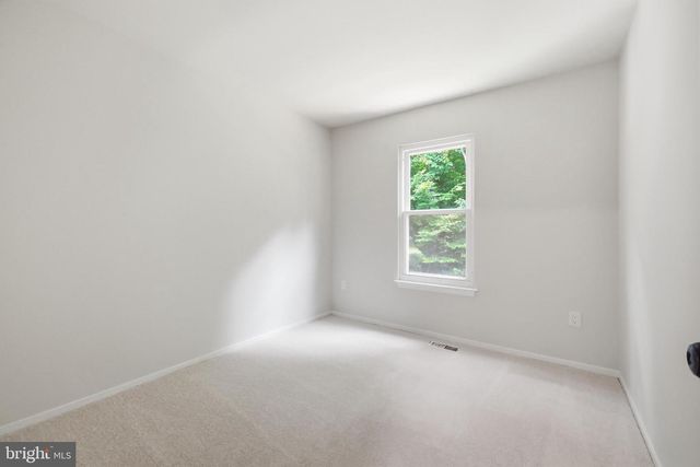 31 LONG GREEN CT, Silver Spring, MD 20906