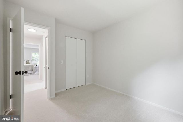 31 LONG GREEN CT, Silver Spring, MD 20906