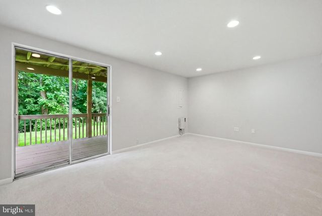 31 LONG GREEN CT, Silver Spring, MD 20906