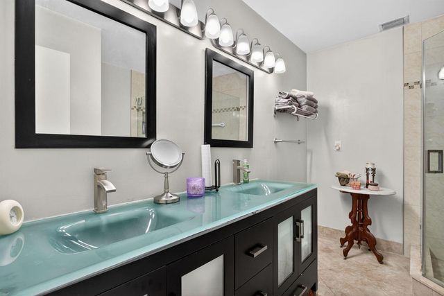 2122 NE 44th Street, Lighthouse Point, FL 33064