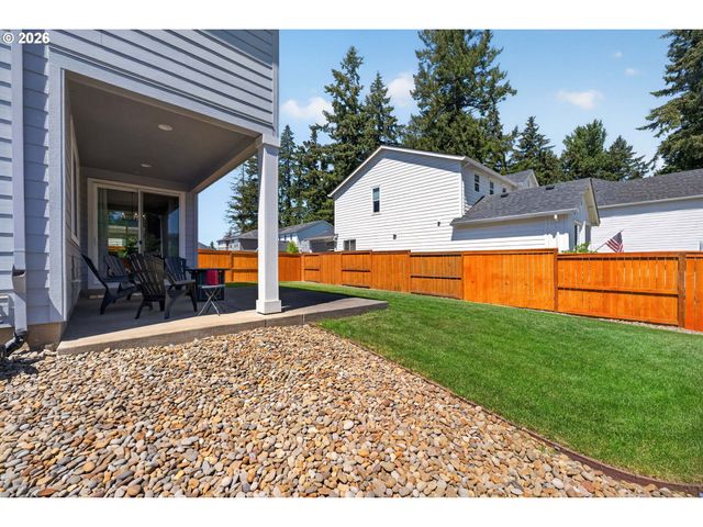 1534 Ne 12TH Pl, Canby, OR 97013