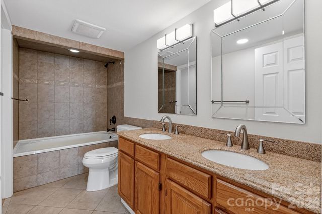 20407 Harborgate Court 404, Cornelius, NC 28031