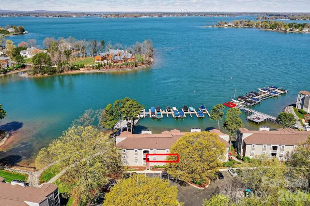 20407 Harborgate Court 404, Cornelius, NC 28031