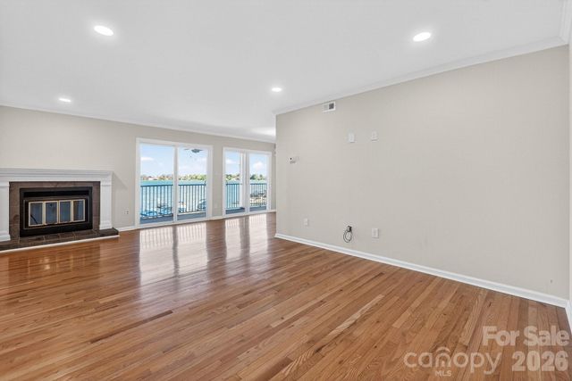 20407 Harborgate Court 404, Cornelius, NC 28031