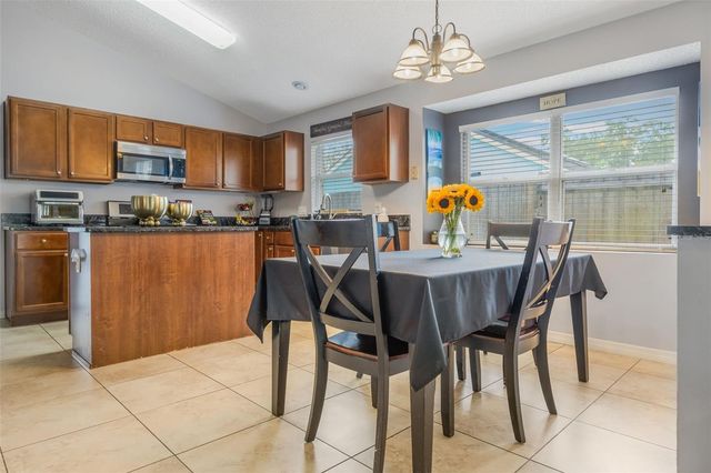 2083 ARBOR WAY STREET, Apopka, FL 32703