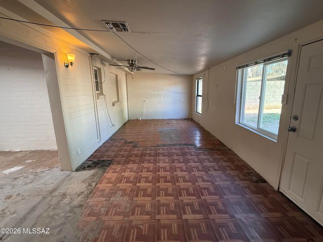 2514 N Sycamore Boulevard, Tucson, AZ 85712