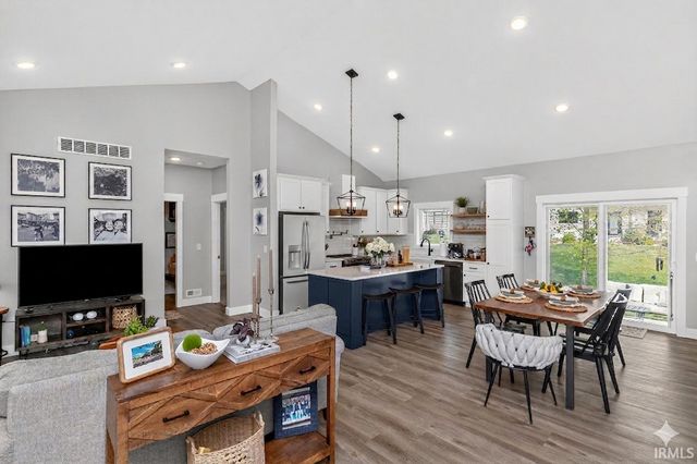 313 W Rigg Street, New Carlisle, IN 46552