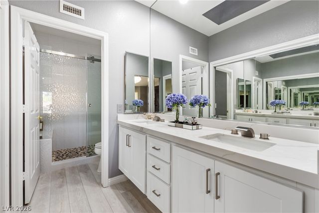 9032 Sundial Drive, Las Vegas, NV 89134