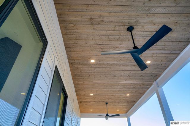 22102 Hackberry Circle, Gretna, NE 68028