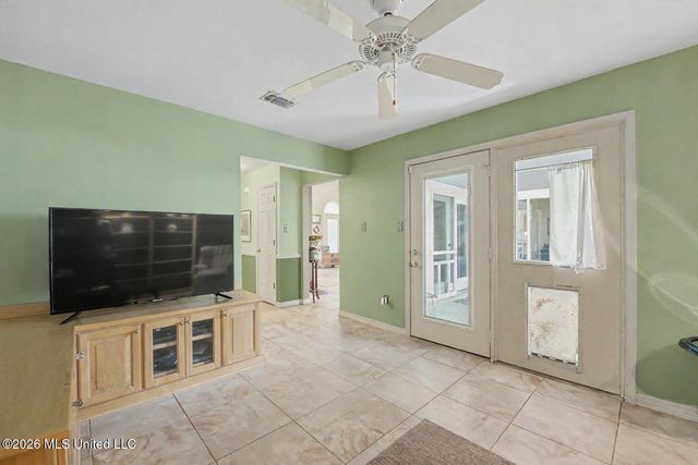2013 Brookside Street, Gautier, MS 39553