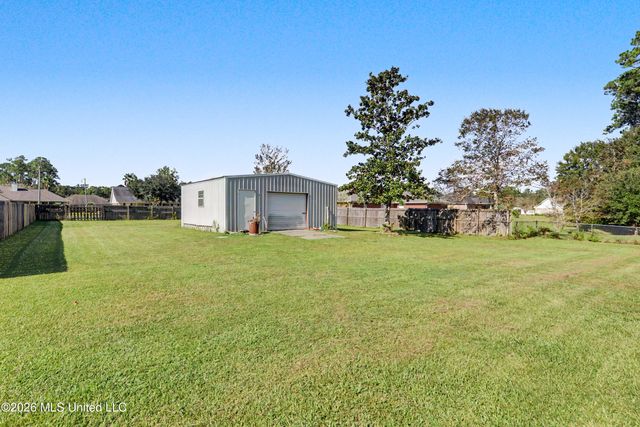 2013 Brookside Street, Gautier, MS 39553