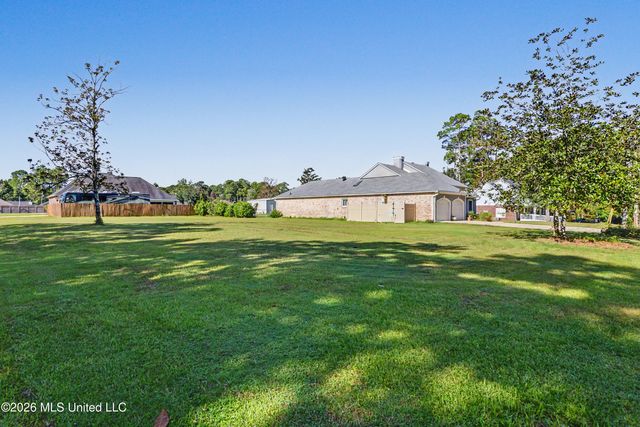 2013 Brookside Street, Gautier, MS 39553
