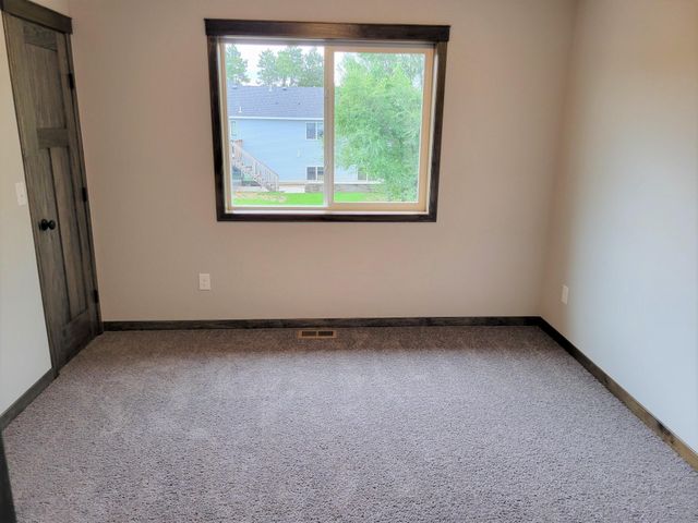 13077 11th Avenue S, Zimmerman, MN 55398