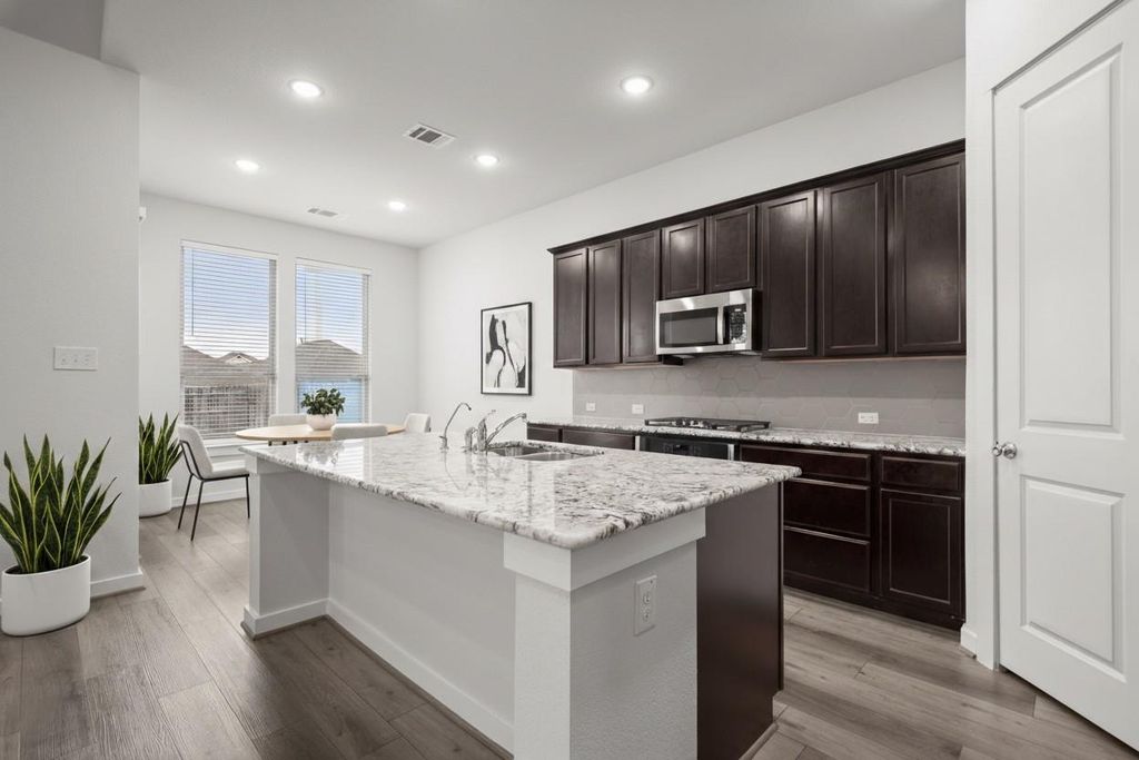 841 Spinnaker LOOP, Kyle, TX 78640