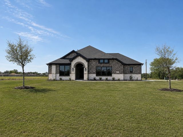 492 Sanders Road, Whitesboro, TX 76273
