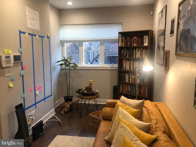 2339 W THOMPSON ST, Philadelphia, PA 19121