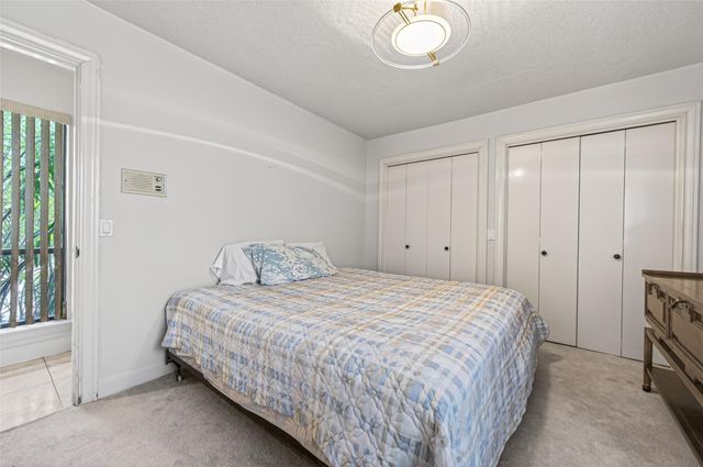 8103 Lake Edge Court, Houston, TX 77071