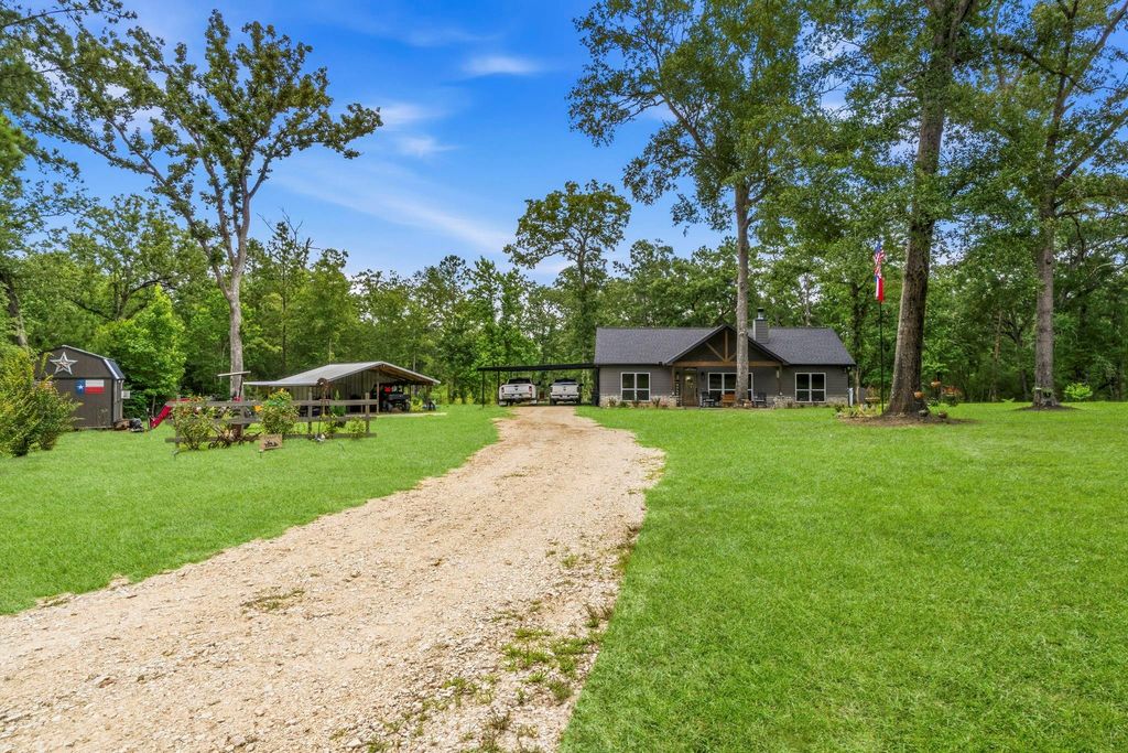 960 Towns Cemetary Road, Livingston, TX 77351