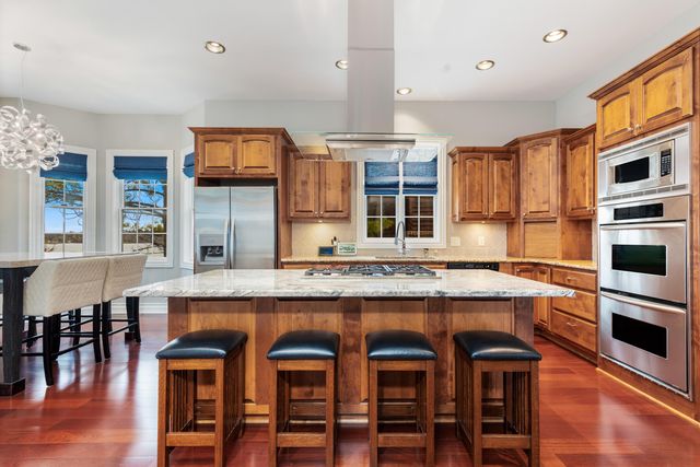 59406 E 288 Place, Grove, OK 74344