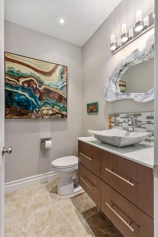 59406 E 288 Place, Grove, OK 74344