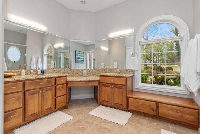 59406 E 288 Place, Grove, OK 74344