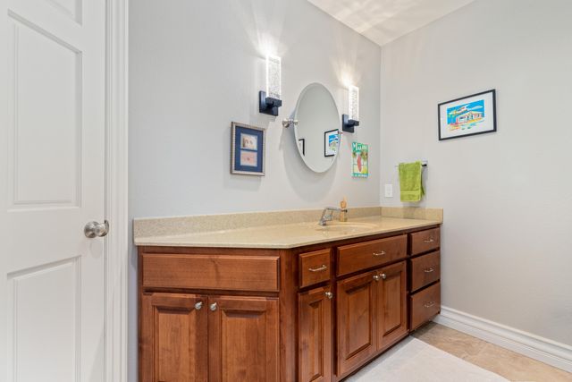 59406 E 288 Place, Grove, OK 74344