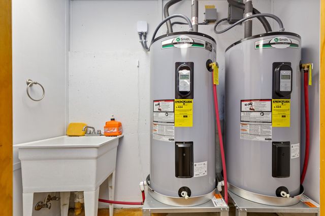 59406 E 288 Place, Grove, OK 74344