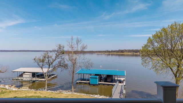 59406 E 288 Place, Grove, OK 74344