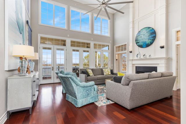 59406 E 288 Place, Grove, OK 74344