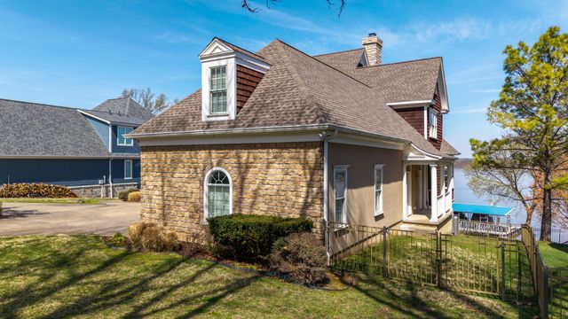 59406 E 288 Place, Grove, OK 74344