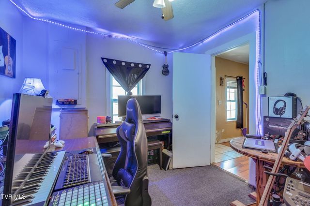 508 South Roan Street, Elizabethton, TN 37643