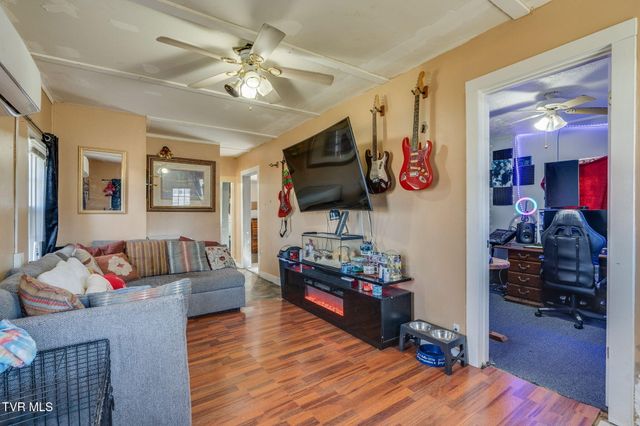 508 South Roan Street, Elizabethton, TN 37643