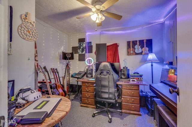 508 South Roan Street, Elizabethton, TN 37643