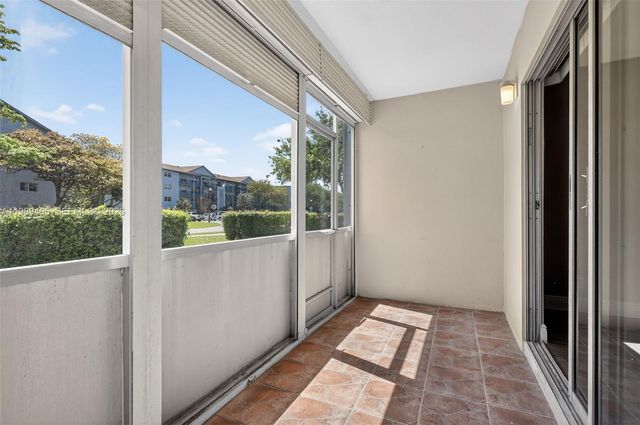 12500 SW 5th Ct 109M, Pembroke Pines, FL 33027