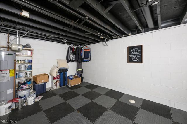 5428 Glenhill Avenue NE, Canton, OH 44705