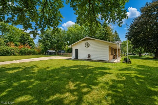 5428 Glenhill Avenue NE, Canton, OH 44705