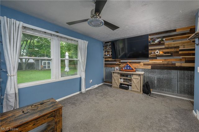 5428 Glenhill Avenue NE, Canton, OH 44705