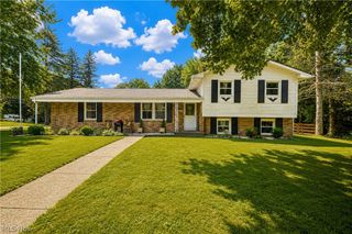 5428 Glenhill Avenue NE, Canton, OH 44705
