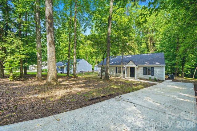 6324 Grove Park Boulevard, Charlotte, NC 28215
