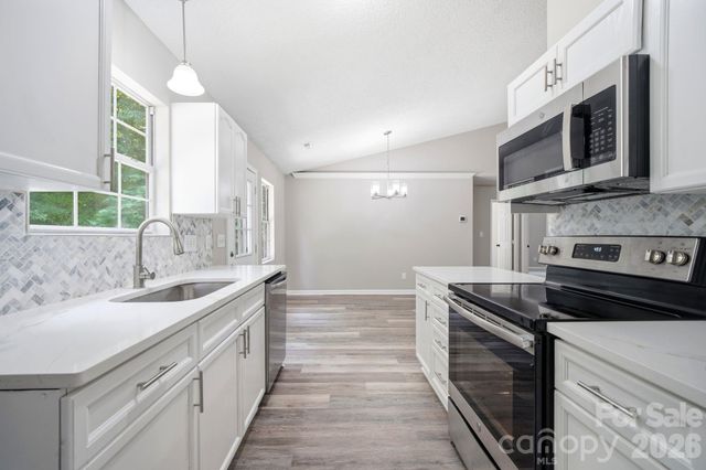 6324 Grove Park Boulevard, Charlotte, NC 28215
